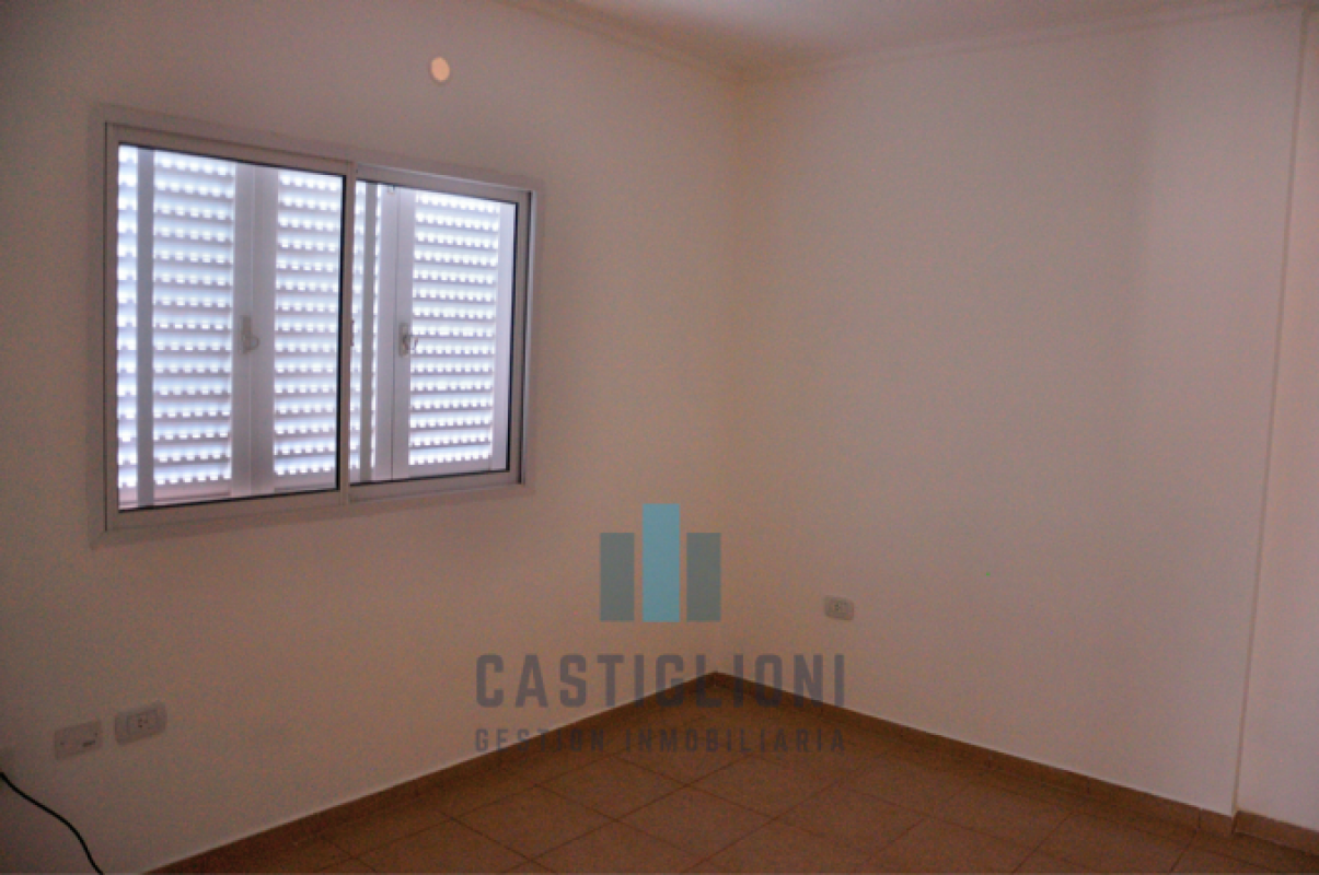 Departamento de 1 dormitorio con patio 